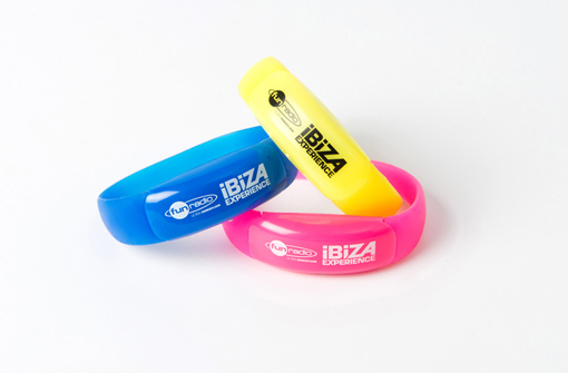 Bracelets LED colorés à personnaliser pour un événement